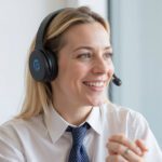 Top 5 AI Translation Headsets for Effortless Communication
